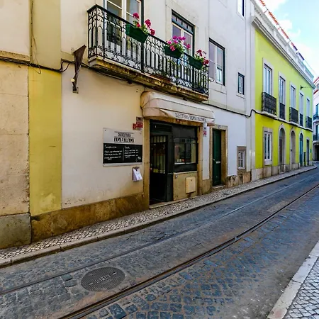 Alfama Elétrico By SpotOn Apartments-2